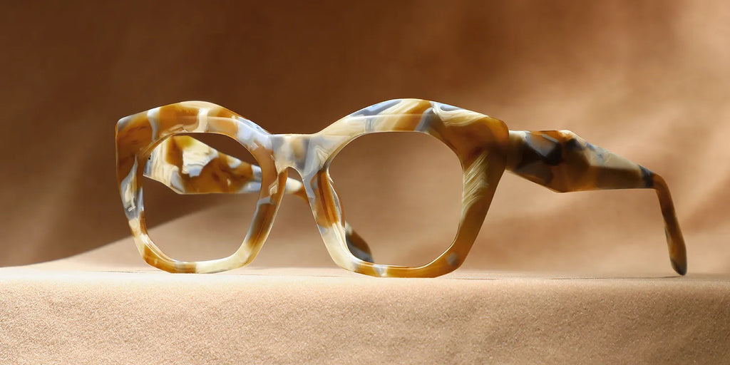 Zuurberg geometric optical frame in warm marble multi-colour acetate — three-quarter view